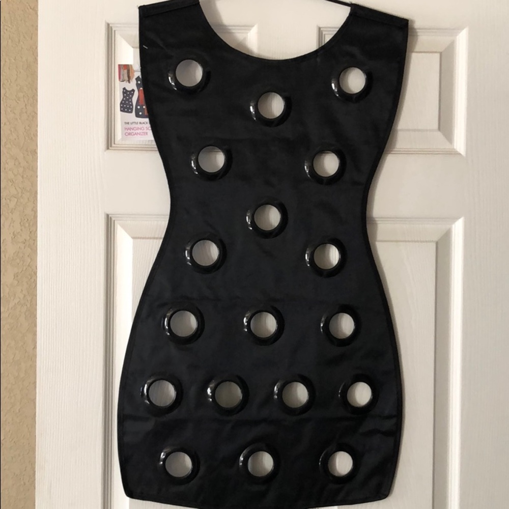 Scarf organizer
